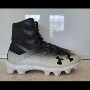 Boys Under Armour Highlight RM Football Cleats